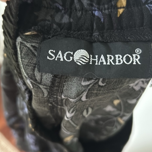 Sag Harbor Skirt - Picture 3 of 4